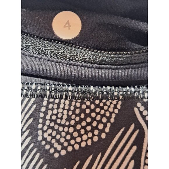Lululemon Speed Shorts Patterned Floral Black Athletic Running Shorts Women's 4 - Picture 8 of 12